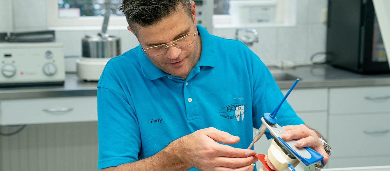 dappr. Reys Tandtechniek